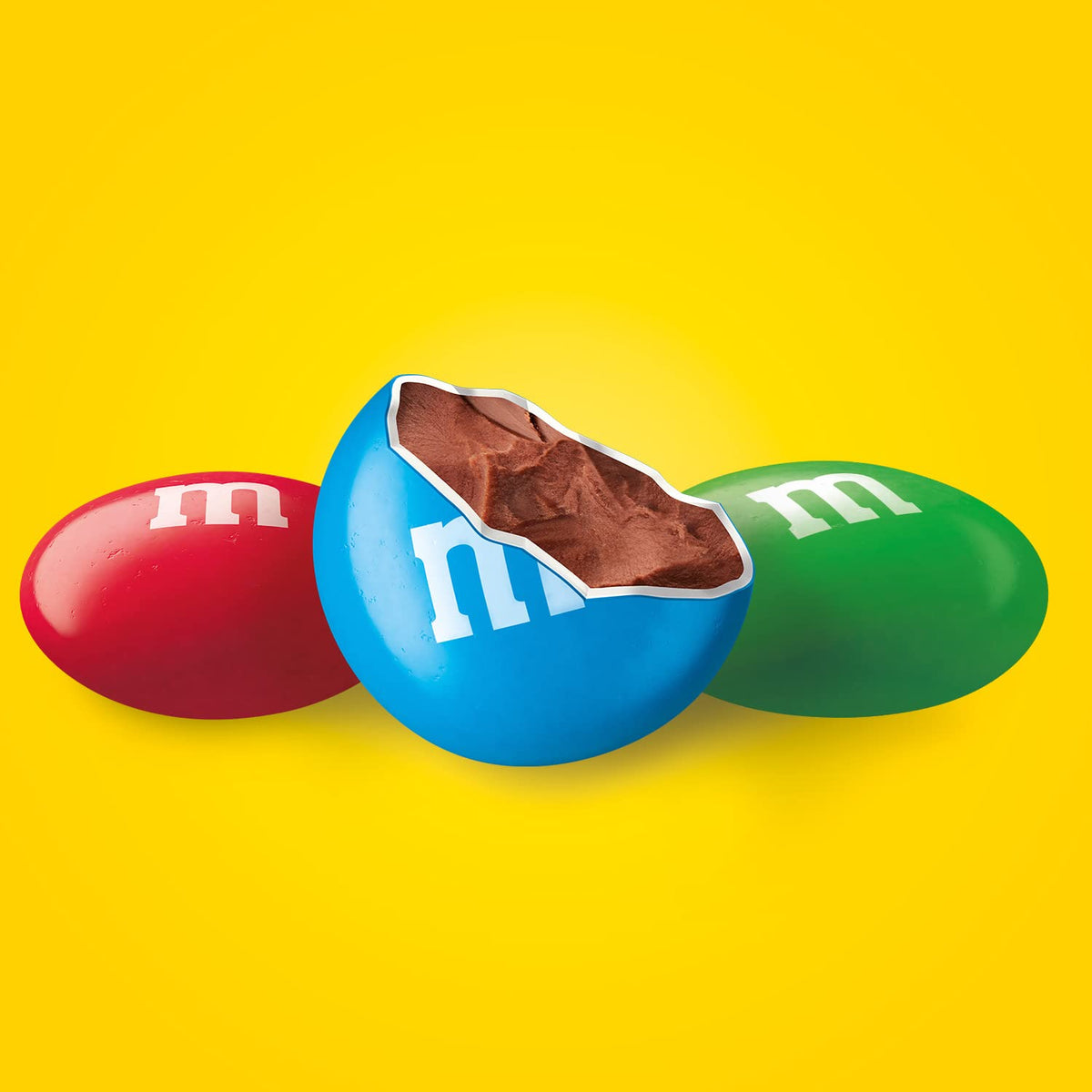 M&M’S Peanut Milk Chocolate Candy, Celebration Size Share Bag, 1kg – Bulk Party Candy for Sharing, Events, Movie Nights & Holidays