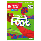 BETTY CROCKER FRUIT BY THE FOOT - VALUE PACK SIZE - Strawberry, Blue Raspberry, Berry Tie-Dye Fruit Flavoured Snacks, Pack of 30 Rolls, 637 Grams Package of Fruit Flavoured Snacks