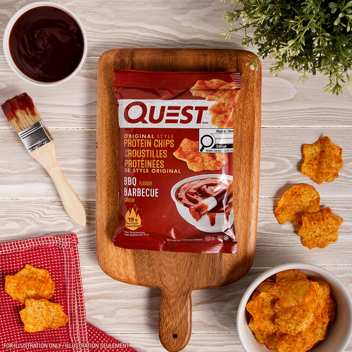 Quest Nutrition Chili Lime Flavour Tortilla Style Protein Chips, High Protein, Baked, Not Fried, Gluten Free, 1g Sugar, 4g Carbs, 8ct