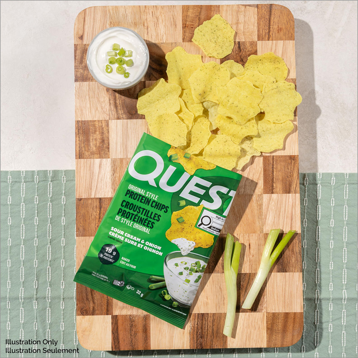 Quest Nutrition Chili Lime Flavour Tortilla Style Protein Chips, High Protein, Baked, Not Fried, Gluten Free, 1g Sugar, 4g Carbs, 8ct